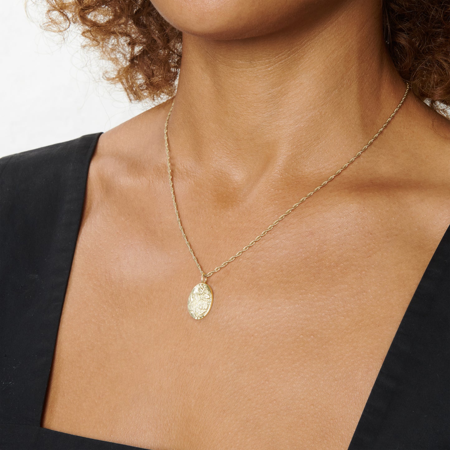 Antique Rose Pendant - Gold