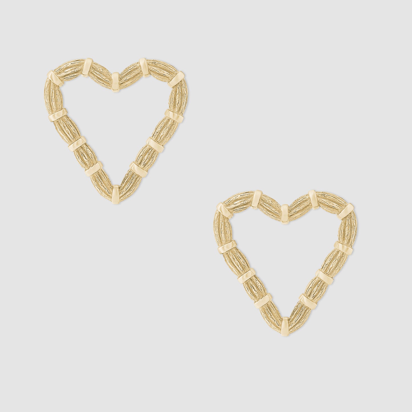 Heart Willow Earrings - Gold