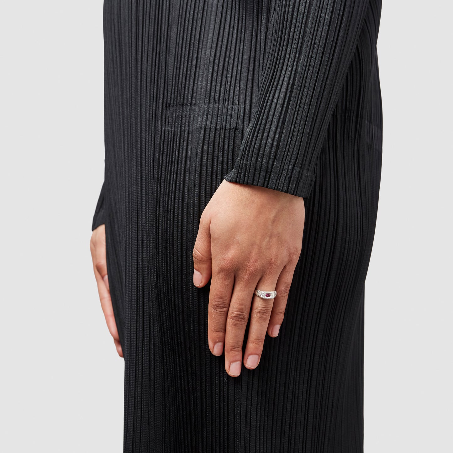 Hand Me Down Ring - Pink - Silver