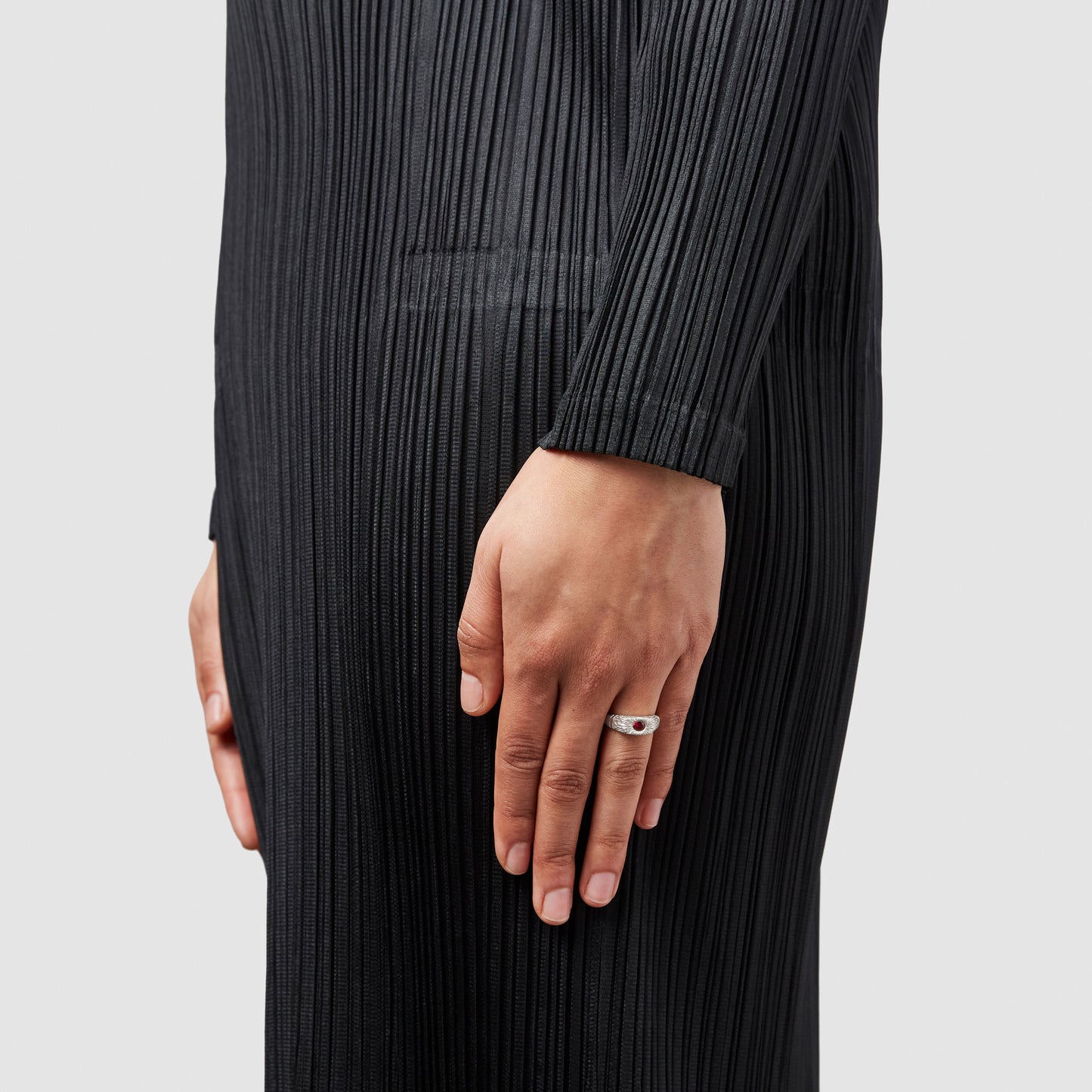 Hand Me Down Ring - Red - Silver