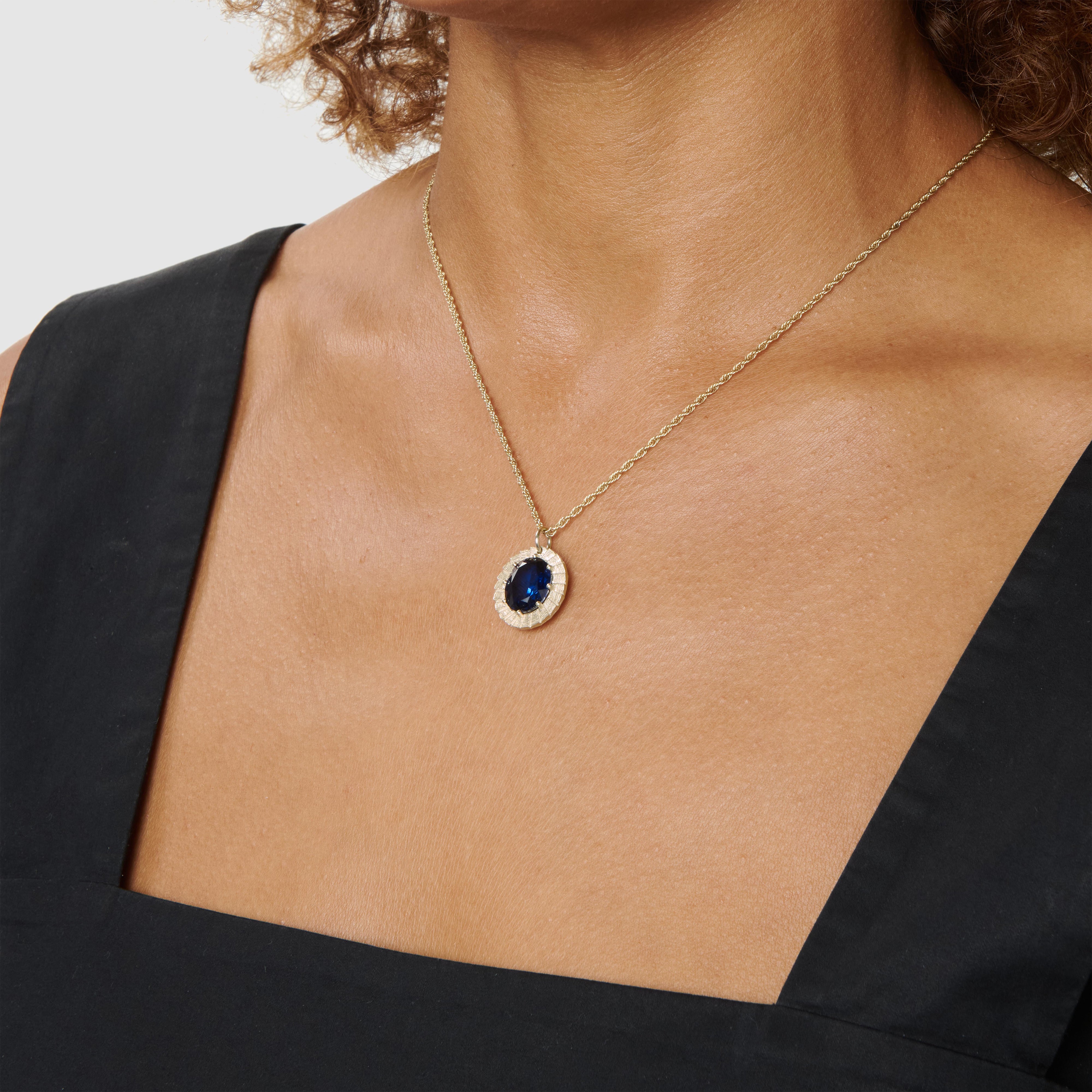The Pleated Pendant