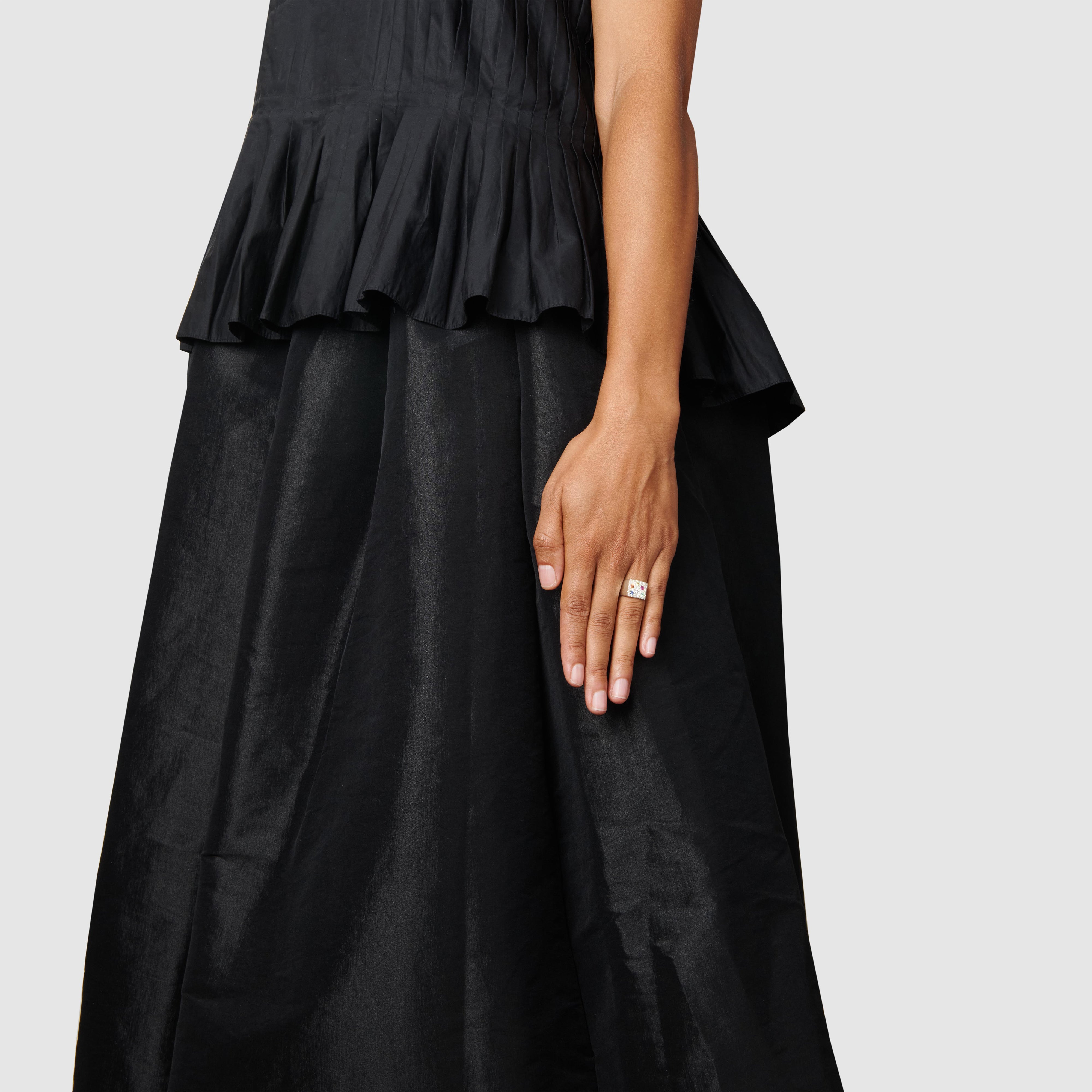 The Mini Rose Garden Signet