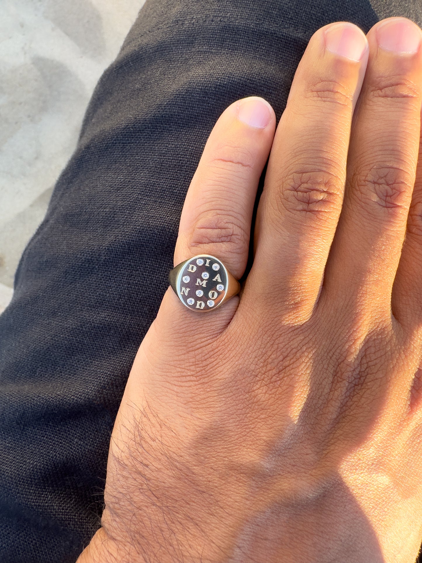 Diamond Signet - Gold