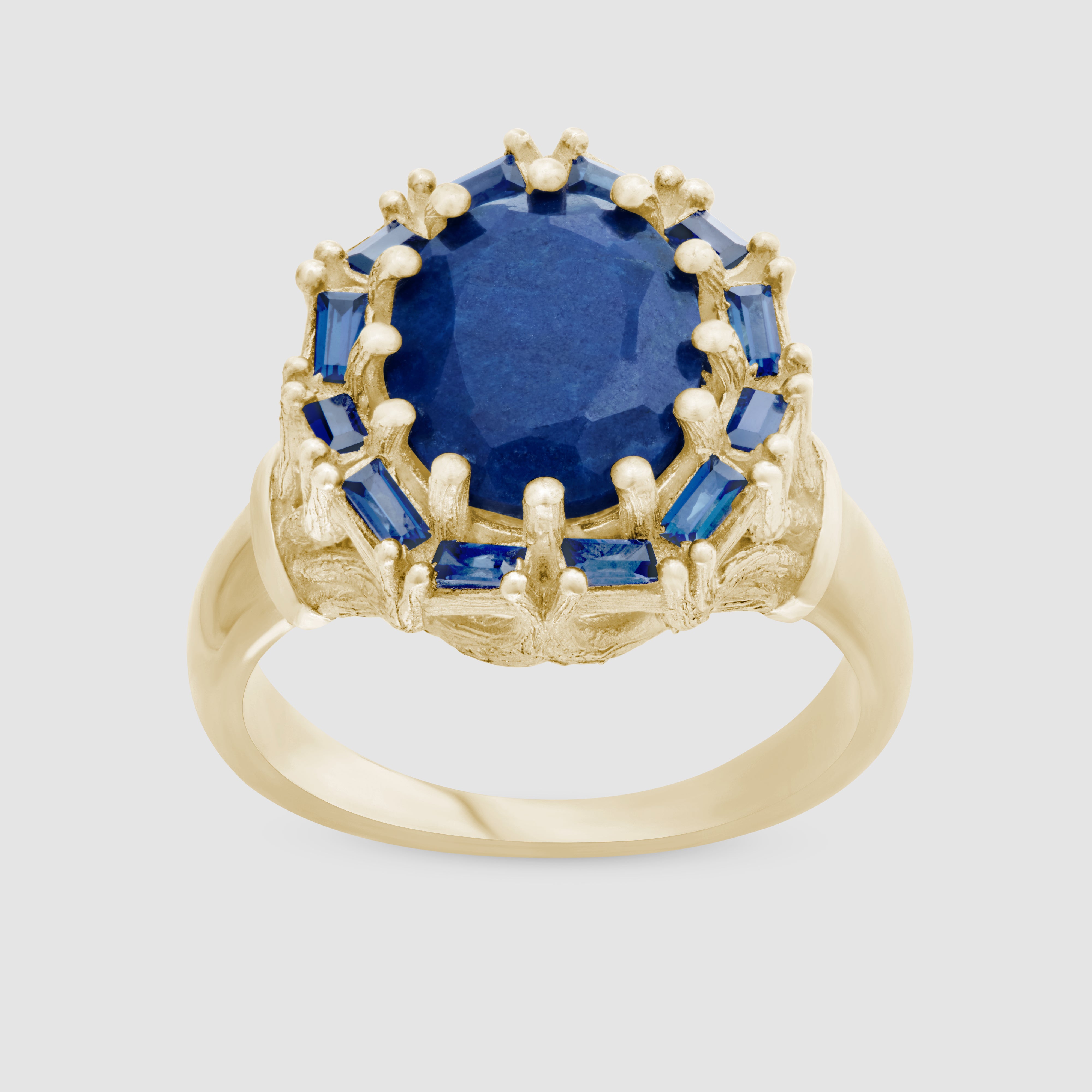 The Artists Cluster Ring