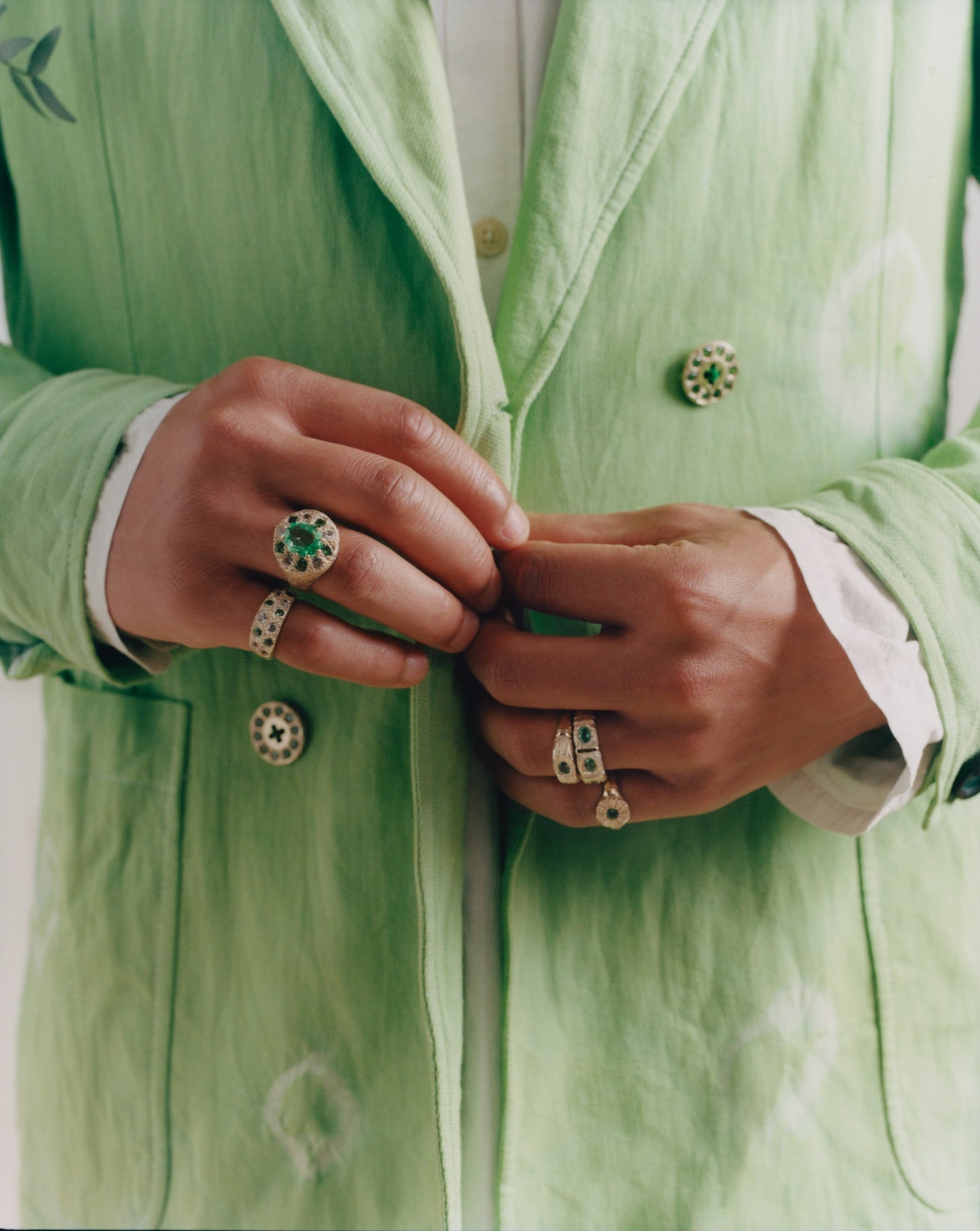Window Box Ring - Green - Gold