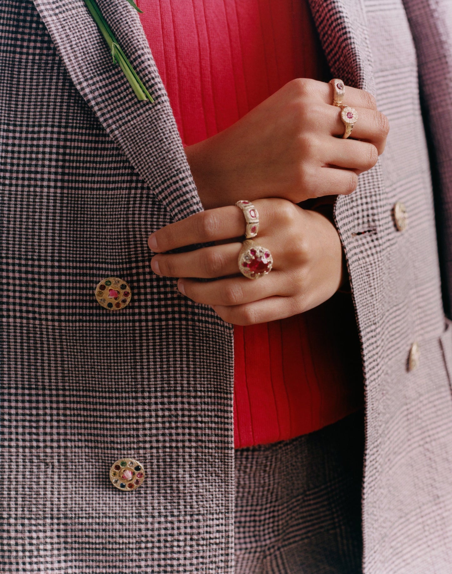 Hand Me Down Ring - Red - Gold