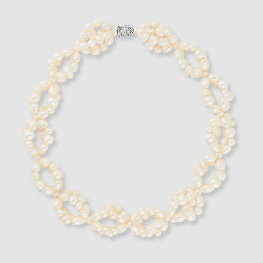 Hanging Pearl Necklace